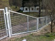 Rekonstrukce plotu - Sloup v Čechách